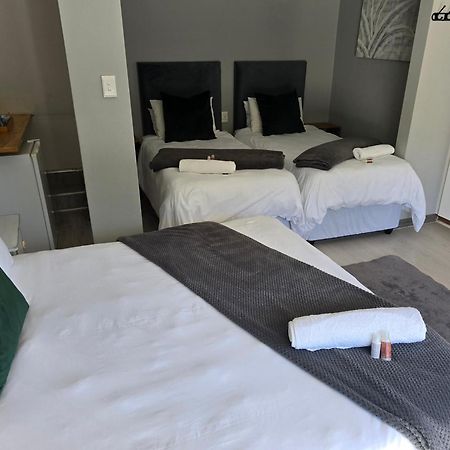 Lido Living Bed & Breakfast East London Dış mekan fotoğraf
