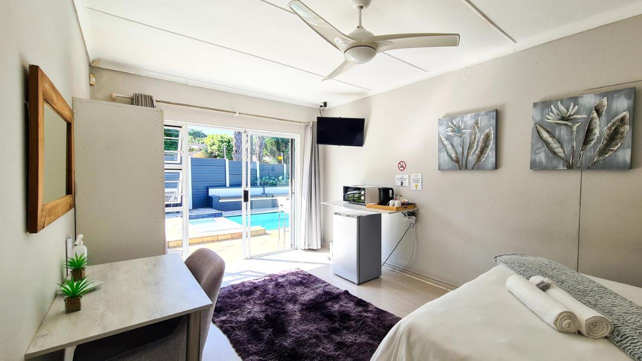 Lido Living Bed & Breakfast East London Dış mekan fotoğraf